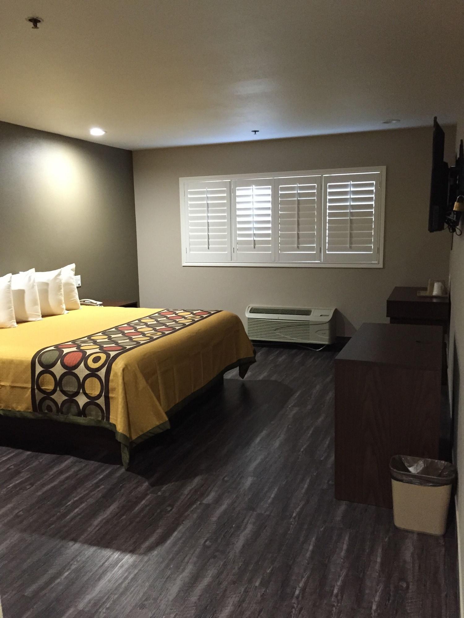 Super 8 By Wyndham National City Chula Vista Esterno foto