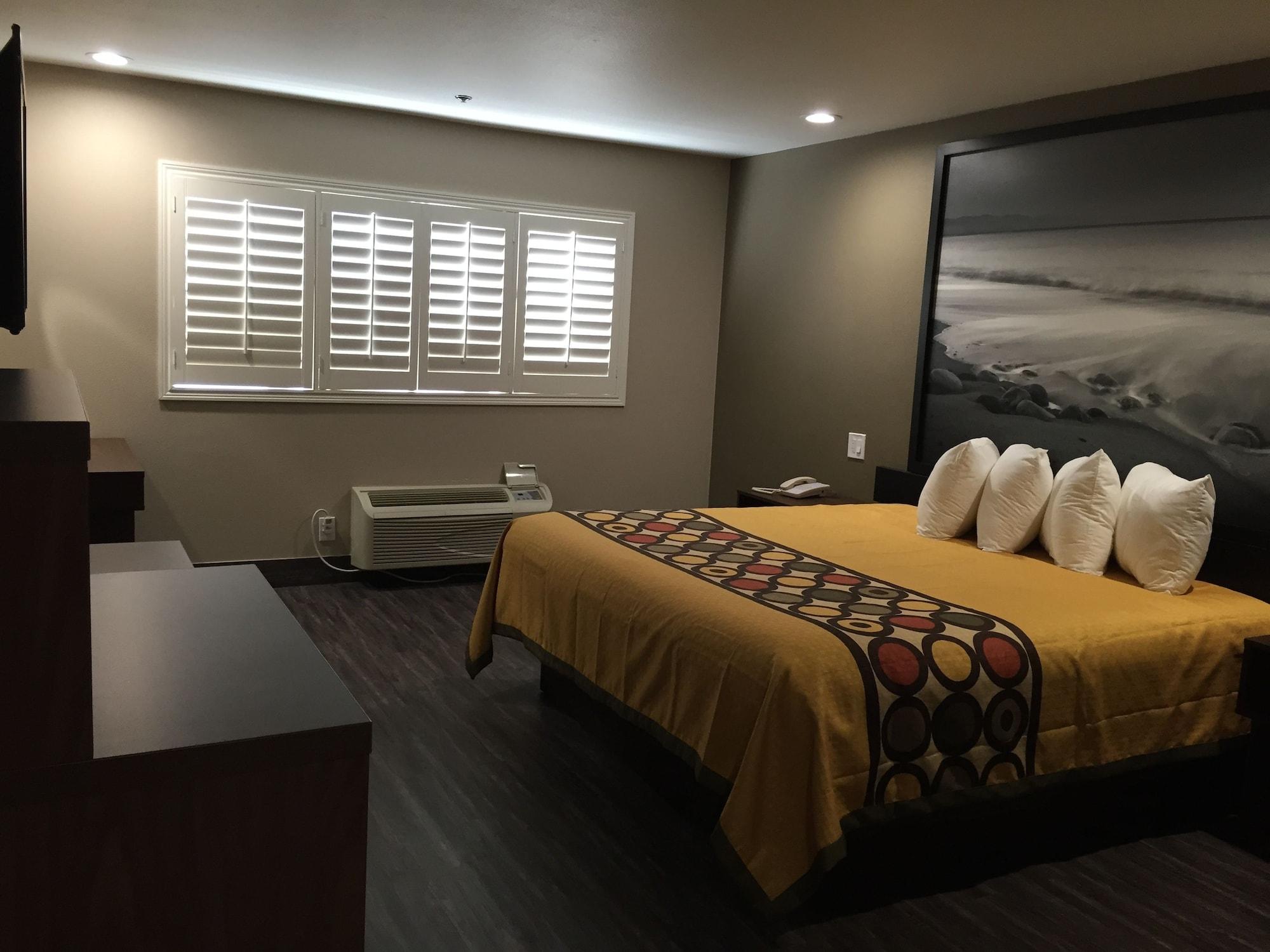 Super 8 By Wyndham National City Chula Vista Esterno foto