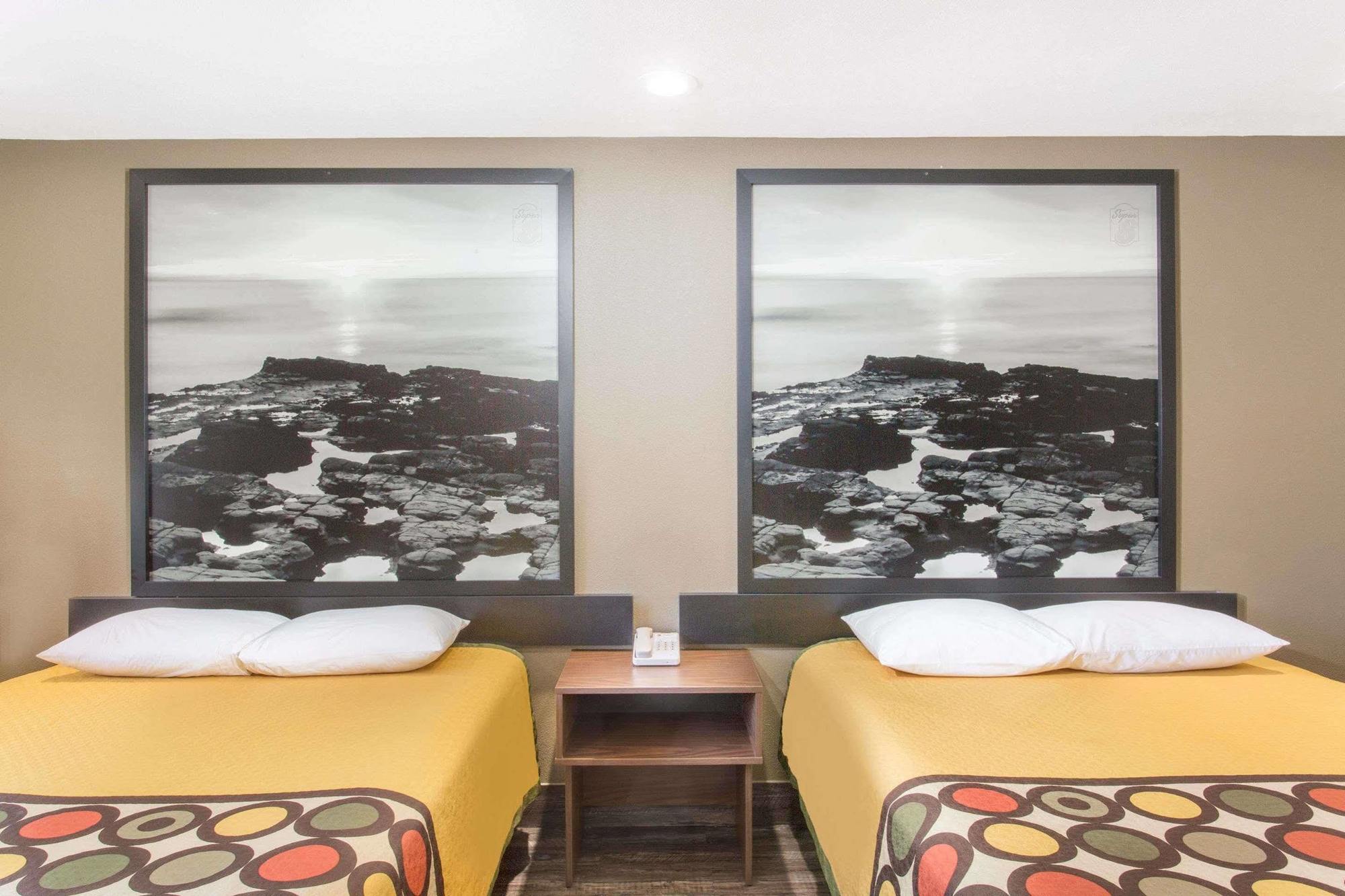 Super 8 By Wyndham National City Chula Vista Esterno foto